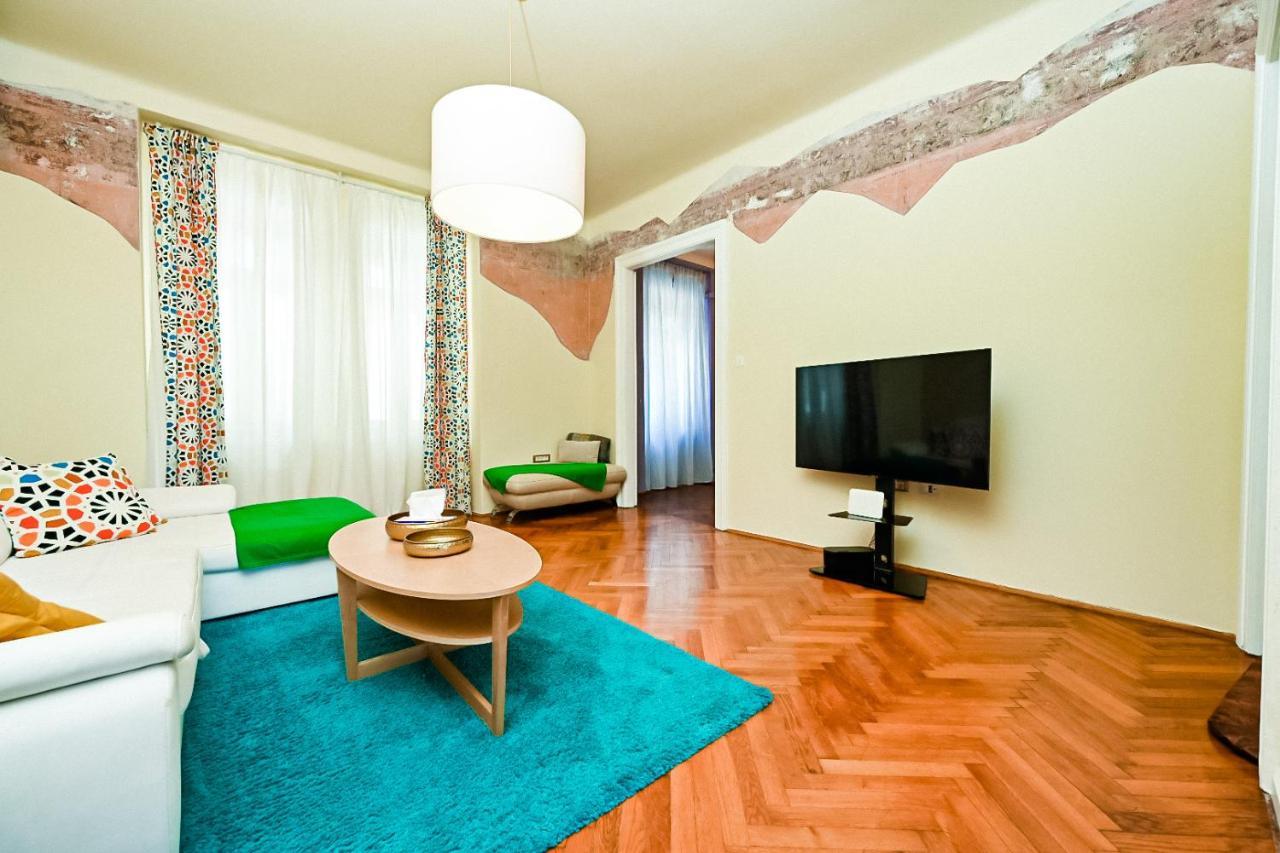 רייקה '2R' City Center Holidays And Workstays מראה חיצוני תמונה